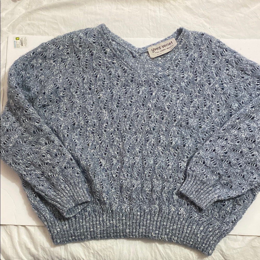 Vintage Yves Venet Blue White and Silver Dolman Sleeved Sweater